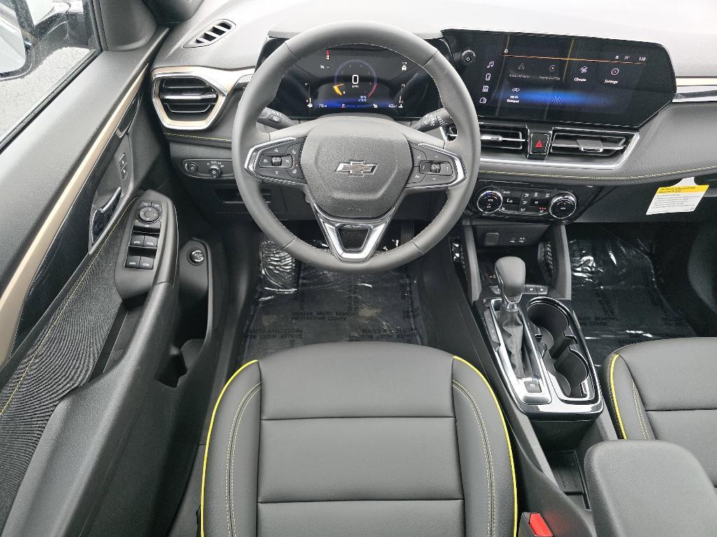 new 2025 Chevrolet TrailBlazer car, priced at $28,854