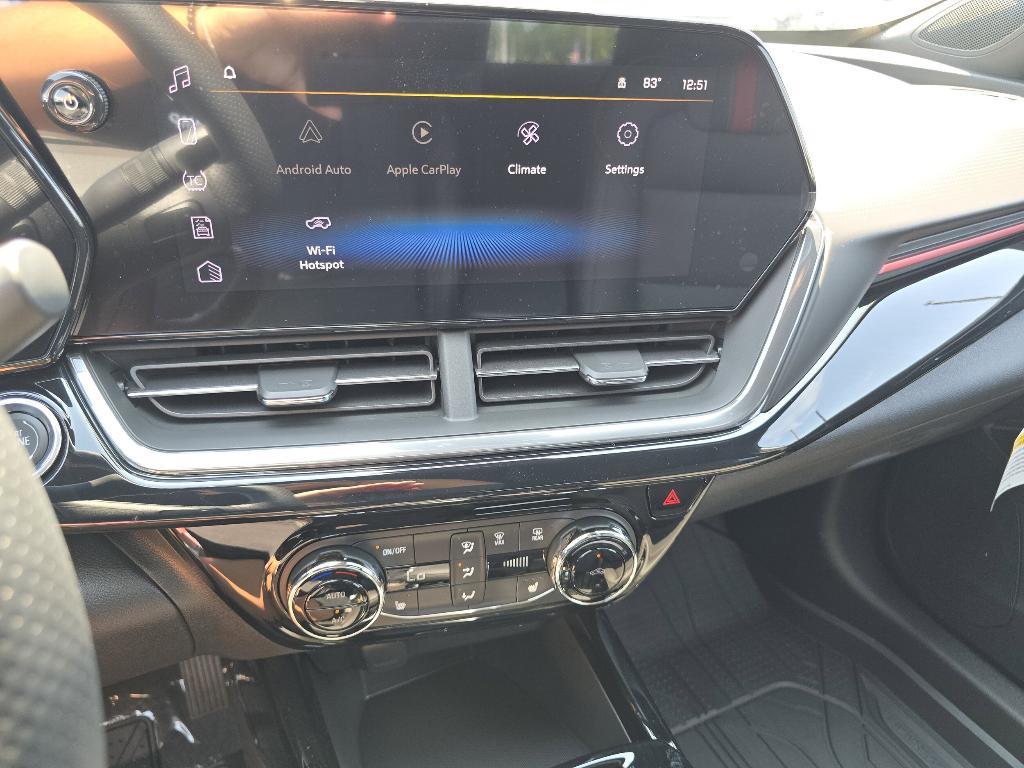 new 2025 Chevrolet Trax car, priced at $25,607