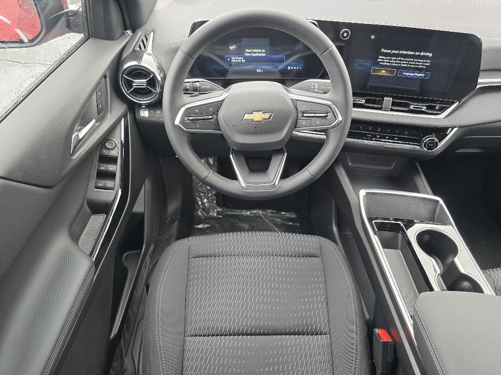 new 2025 Chevrolet Equinox car, priced at $30,929