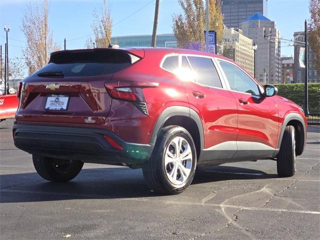 used 2025 Chevrolet Trax car, priced at $21,800
