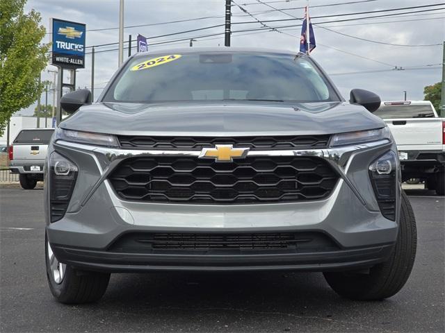 used 2024 Chevrolet Trax car, priced at $20,800