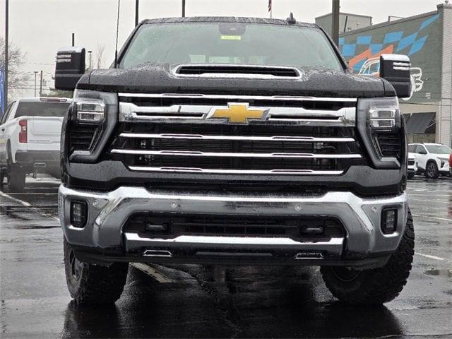 new 2025 Chevrolet Silverado 3500 car, priced at $83,085