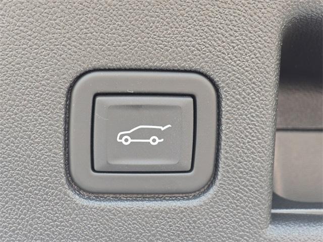used 2023 Chevrolet Equinox car, priced at $22,500