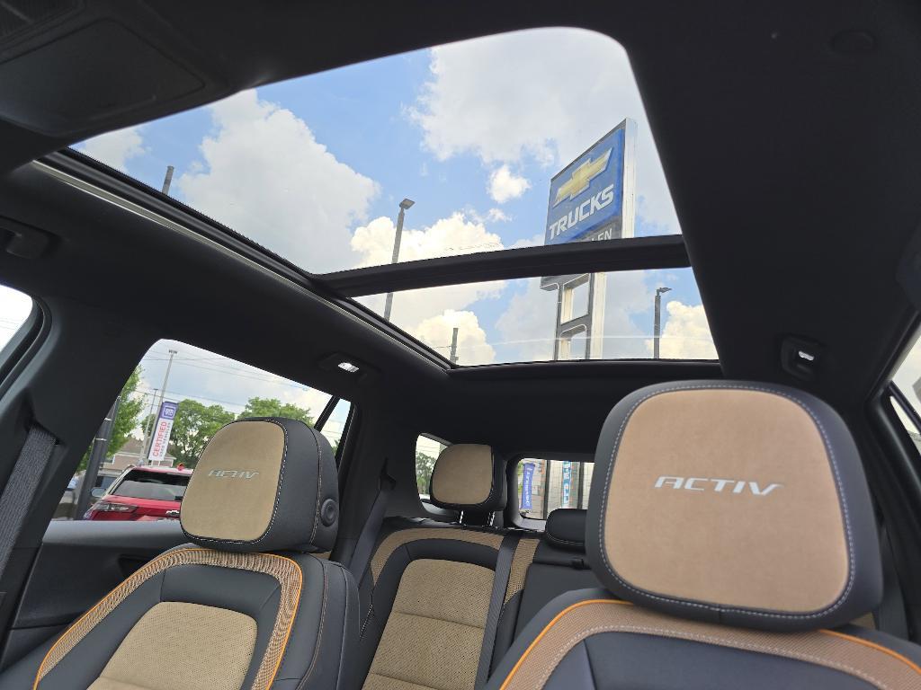 new 2026 Chevrolet Equinox car, priced at $36,514