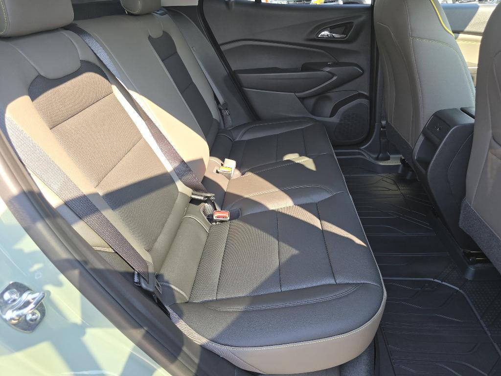 new 2025 Chevrolet Trax car, priced at $25,394
