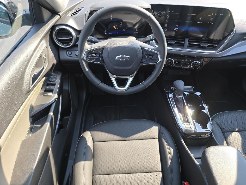 new 2025 Chevrolet Trax car, priced at $25,394