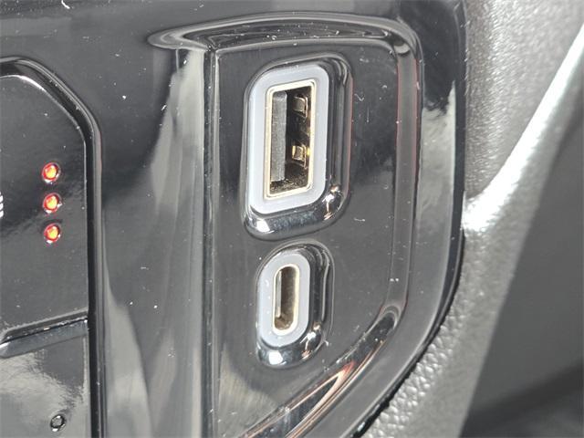 used 2022 Chevrolet Silverado 1500 car, priced at $33,500