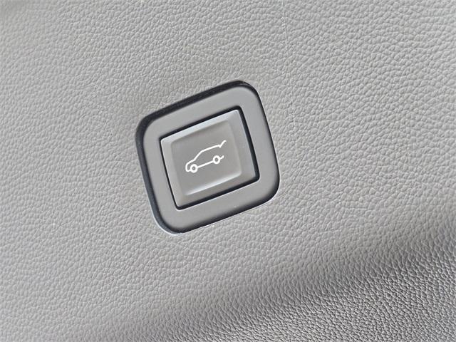 used 2020 Chevrolet Traverse car, priced at $24,700