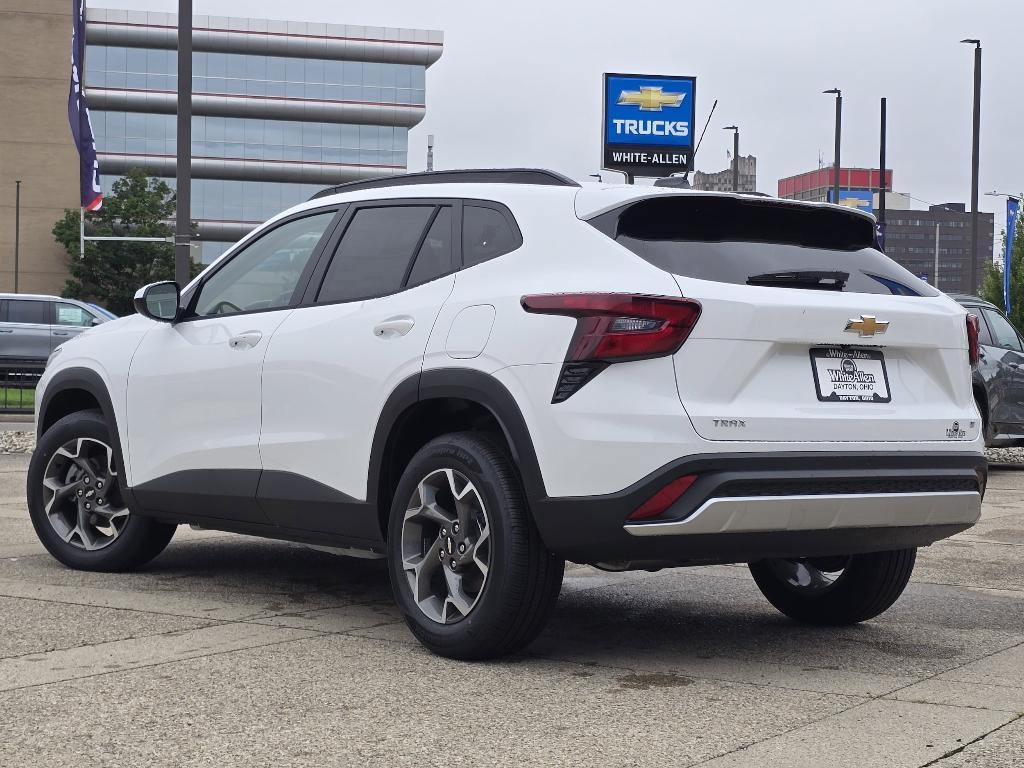 new 2025 Chevrolet Trax car, priced at $23,250