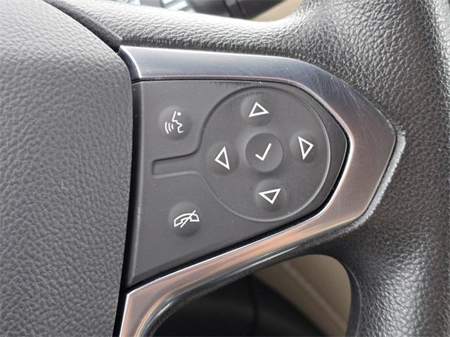 used 2022 Chevrolet Traverse car, priced at $26,900