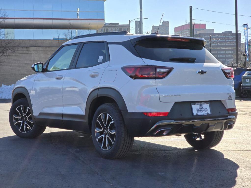 new 2025 Chevrolet TrailBlazer car, priced at $31,326