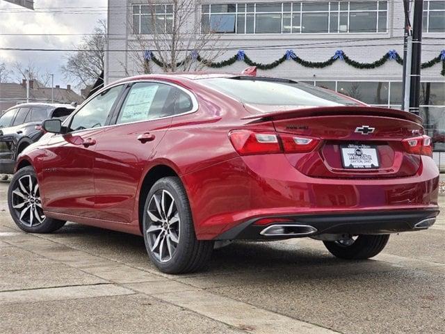 new 2025 Chevrolet Malibu car, priced at $27,614