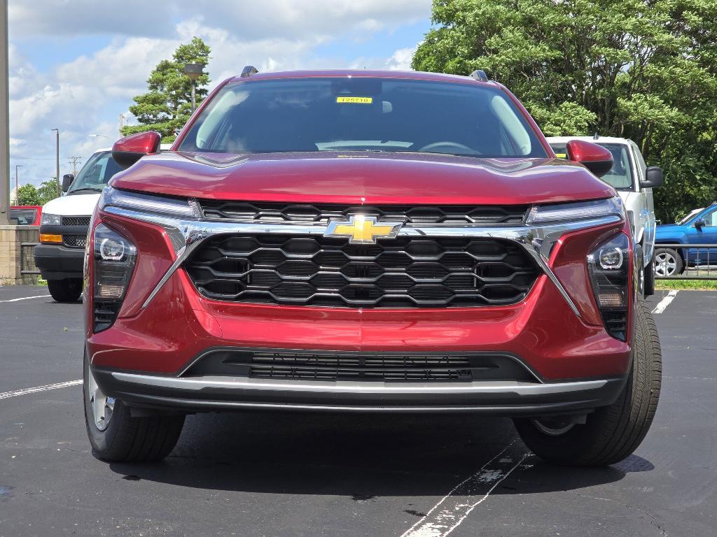 new 2025 Chevrolet Trax car, priced at $23,128
