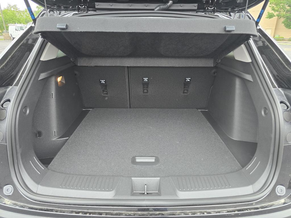 new 2025 Chevrolet Trax car, priced at $23,615
