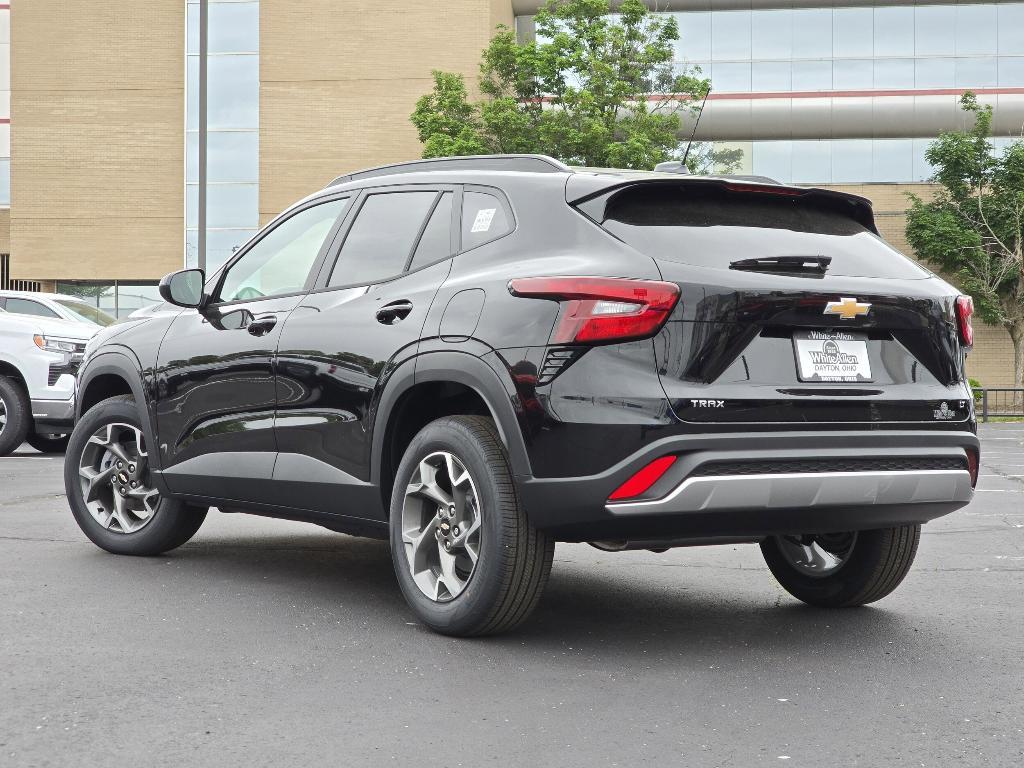 new 2025 Chevrolet Trax car, priced at $23,615