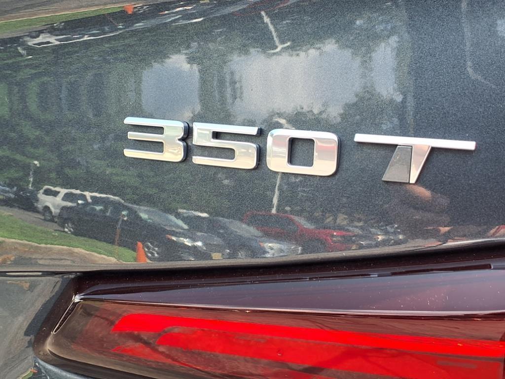 used 2021 Cadillac XT4 car, priced at $26,210