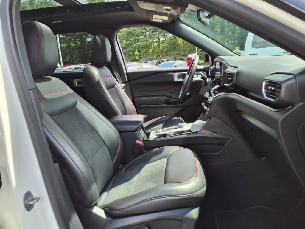 used 2022 Ford Explorer car, priced at $32,800