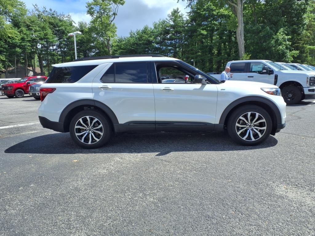 used 2022 Ford Explorer car, priced at $32,800