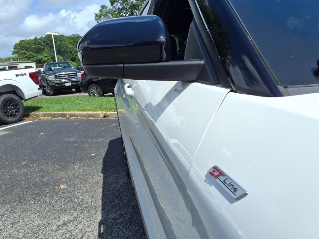 used 2022 Ford Explorer car, priced at $32,800