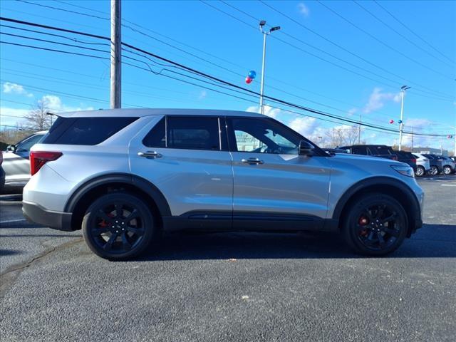 used 2022 Ford Explorer car, priced at $37,000