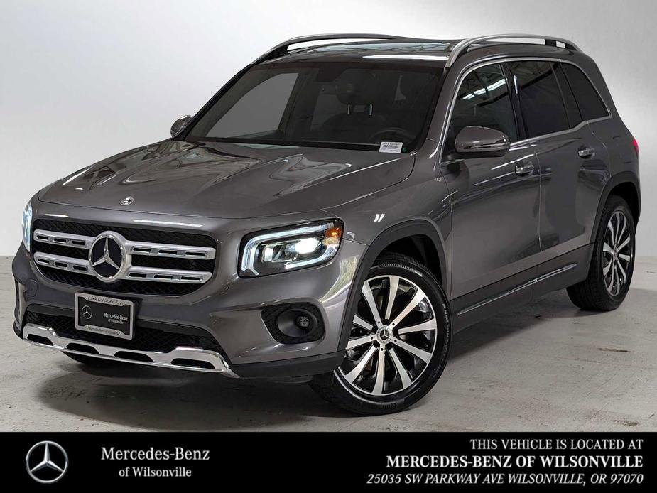 used 2022 Mercedes-Benz GLB 250 car, priced at $32,408