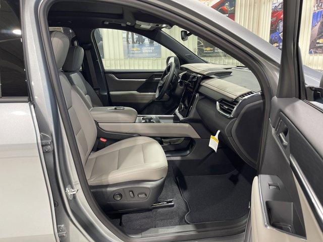 new 2025 GMC Acadia car, priced at $52,670