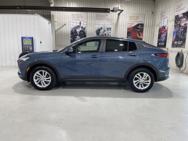 new 2025 Buick Envista car, priced at $27,280