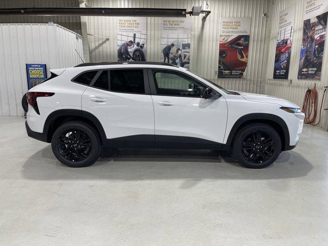 new 2025 Chevrolet Trax car, priced at $27,330