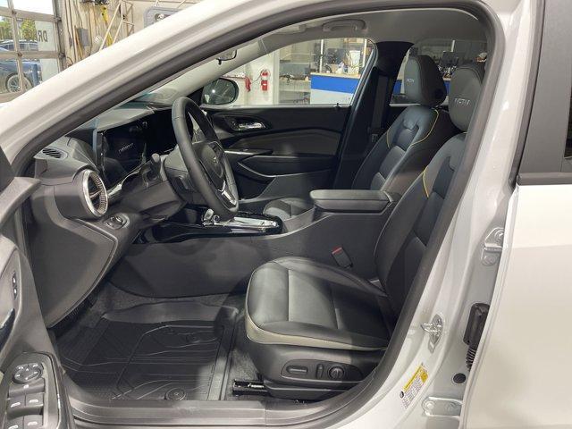 new 2025 Chevrolet Trax car, priced at $27,330