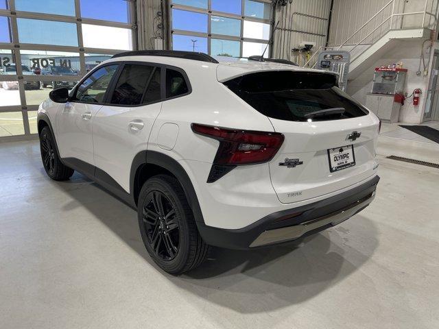 new 2025 Chevrolet Trax car, priced at $27,330