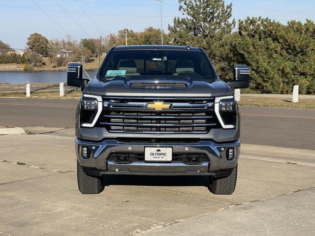 new 2025 Chevrolet Silverado 2500 car