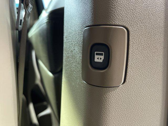 used 2015 Chrysler Town & Country car