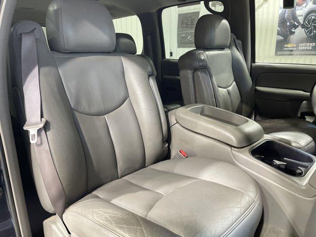 used 2004 Chevrolet Suburban car, priced at $9,991
