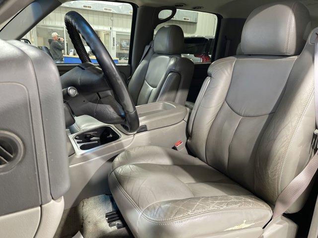 used 2004 Chevrolet Suburban car, priced at $9,991