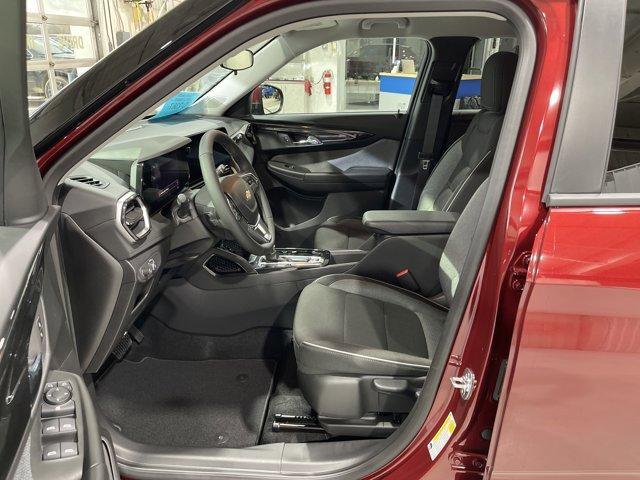new 2025 Chevrolet TrailBlazer car, priced at $28,835