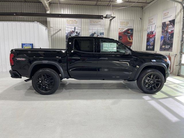 new 2025 Chevrolet Colorado car, priced at $43,555