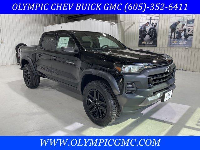 new 2025 Chevrolet Colorado car, priced at $43,997