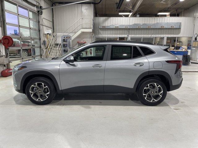new 2025 Chevrolet Trax car, priced at $26,135