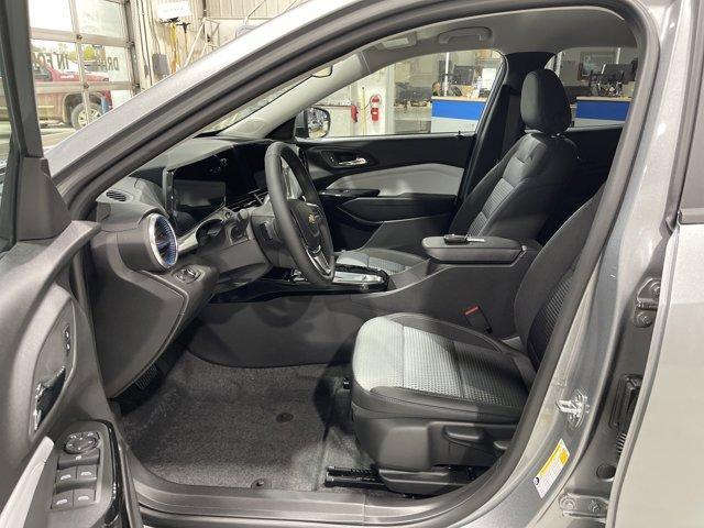 new 2025 Chevrolet Trax car, priced at $26,135