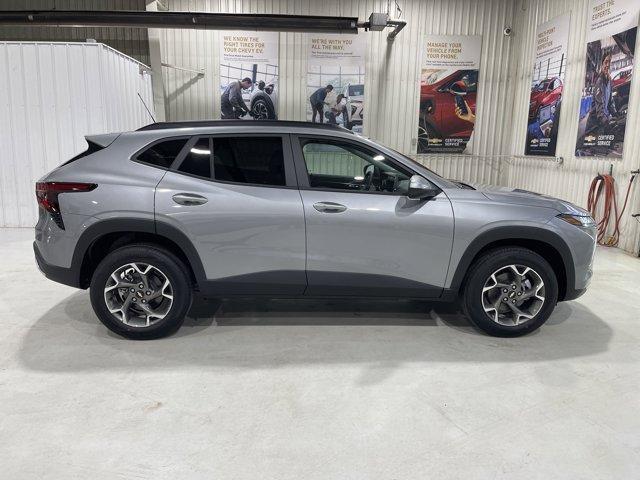 new 2025 Chevrolet Trax car, priced at $26,135