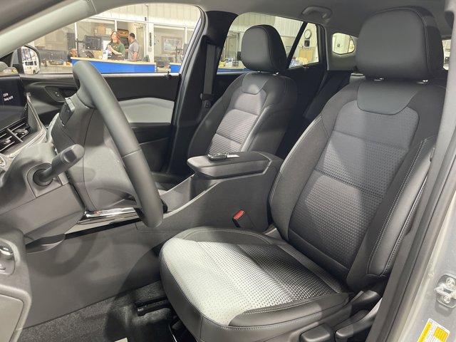 new 2025 Chevrolet Trax car, priced at $26,135