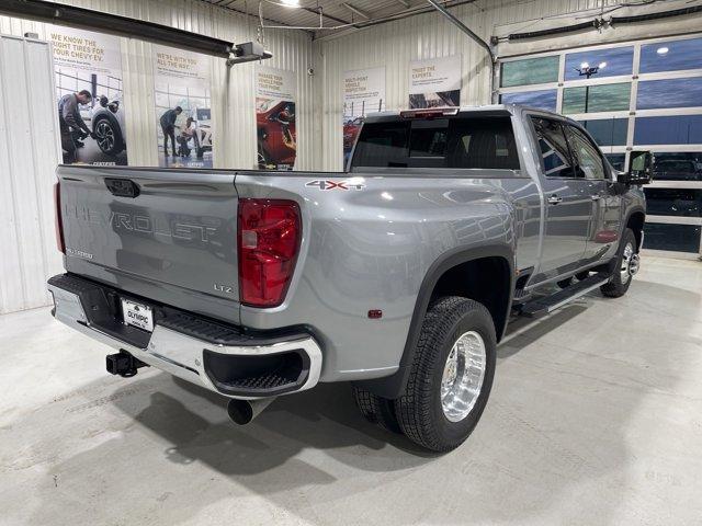 new 2025 Chevrolet Silverado 3500 car