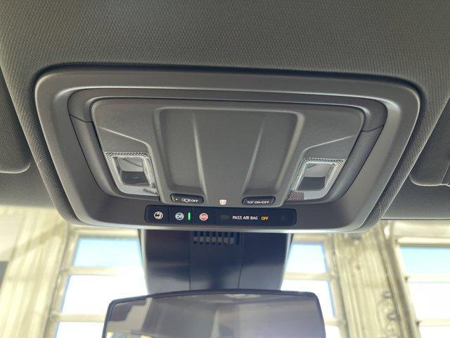 new 2025 GMC Sierra 1500 car, priced at $45,475