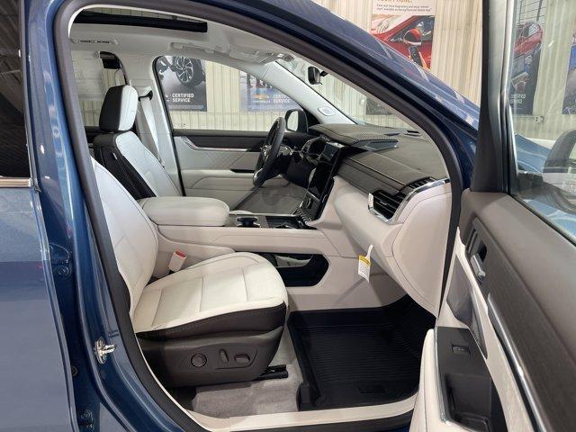 new 2025 GMC Acadia car, priced at $62,610