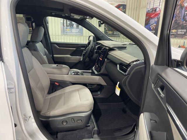 new 2025 GMC Acadia car, priced at $50,998