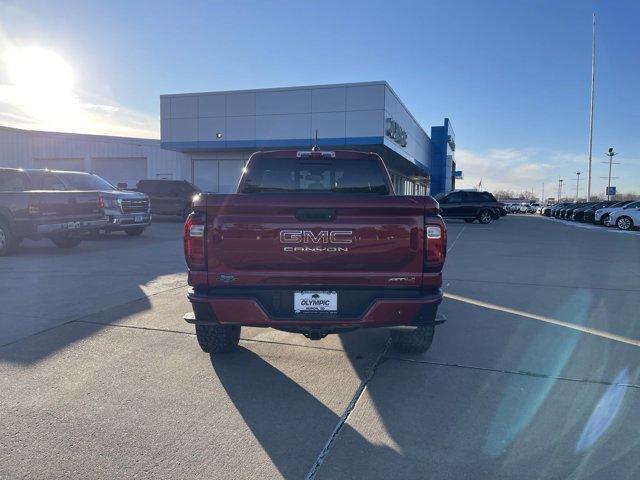 new 2024 GMC Canyon car