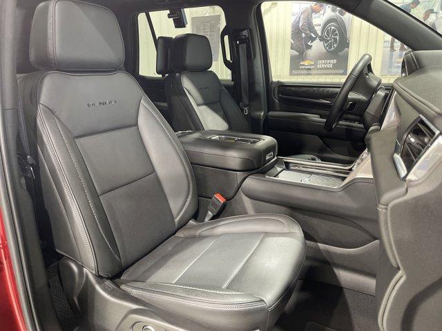 used 2024 GMC Yukon car, priced at $73,592