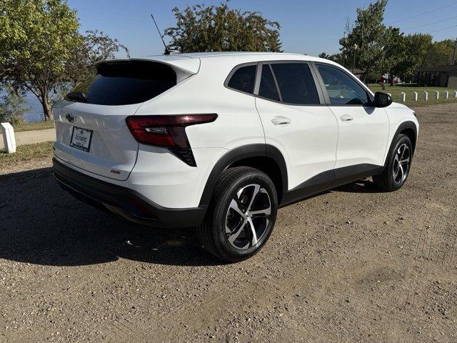 new 2025 Chevrolet Trax car