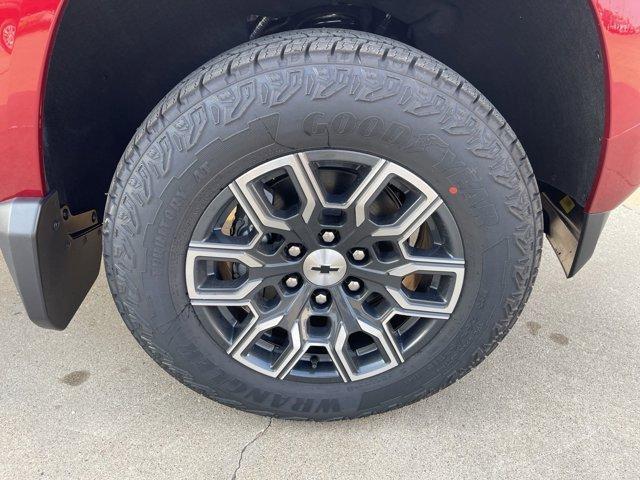 new 2024 Chevrolet Colorado car