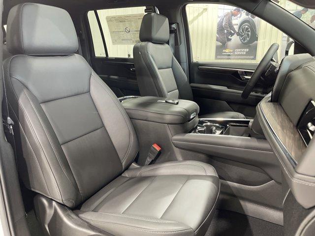 new 2025 Chevrolet Suburban car, priced at $74,770